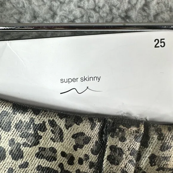 7 For All Mankind Women's Coated Metallic Leopard Super Skinny Jeans Size 25 NWT