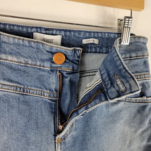 Anthropologie Closed Pedal Queen Mid Rise Slim Straight Raw Hem Ankle Jeans