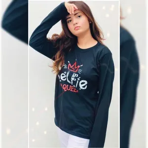 Black Selfie Queen Printed T-shirt For Womens