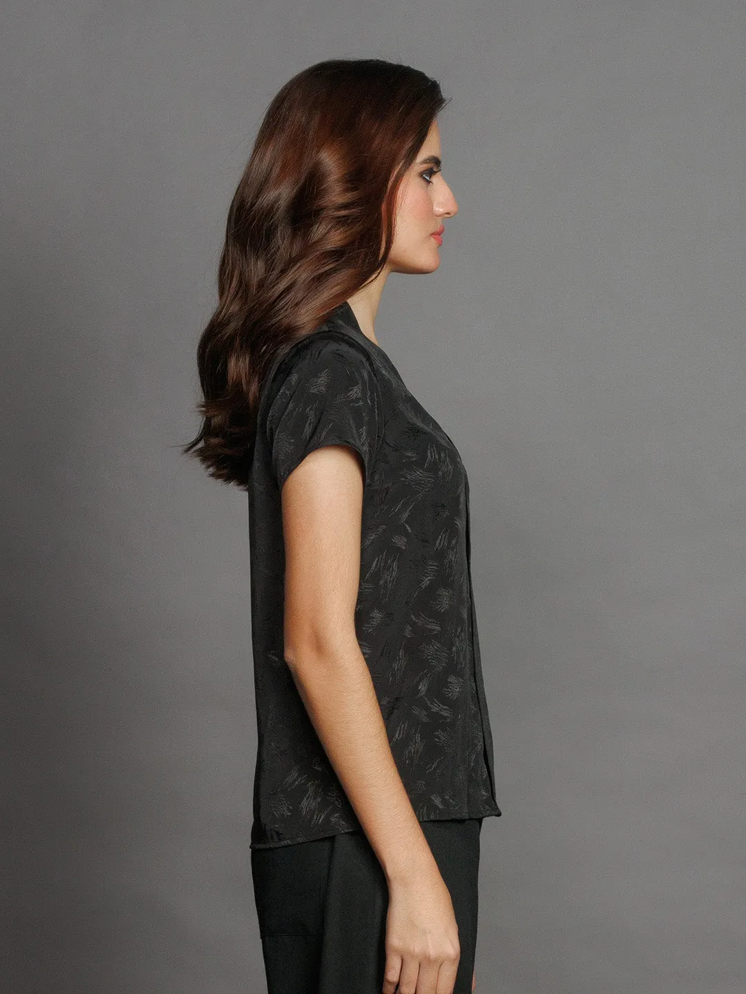 Black Solid Straight Top