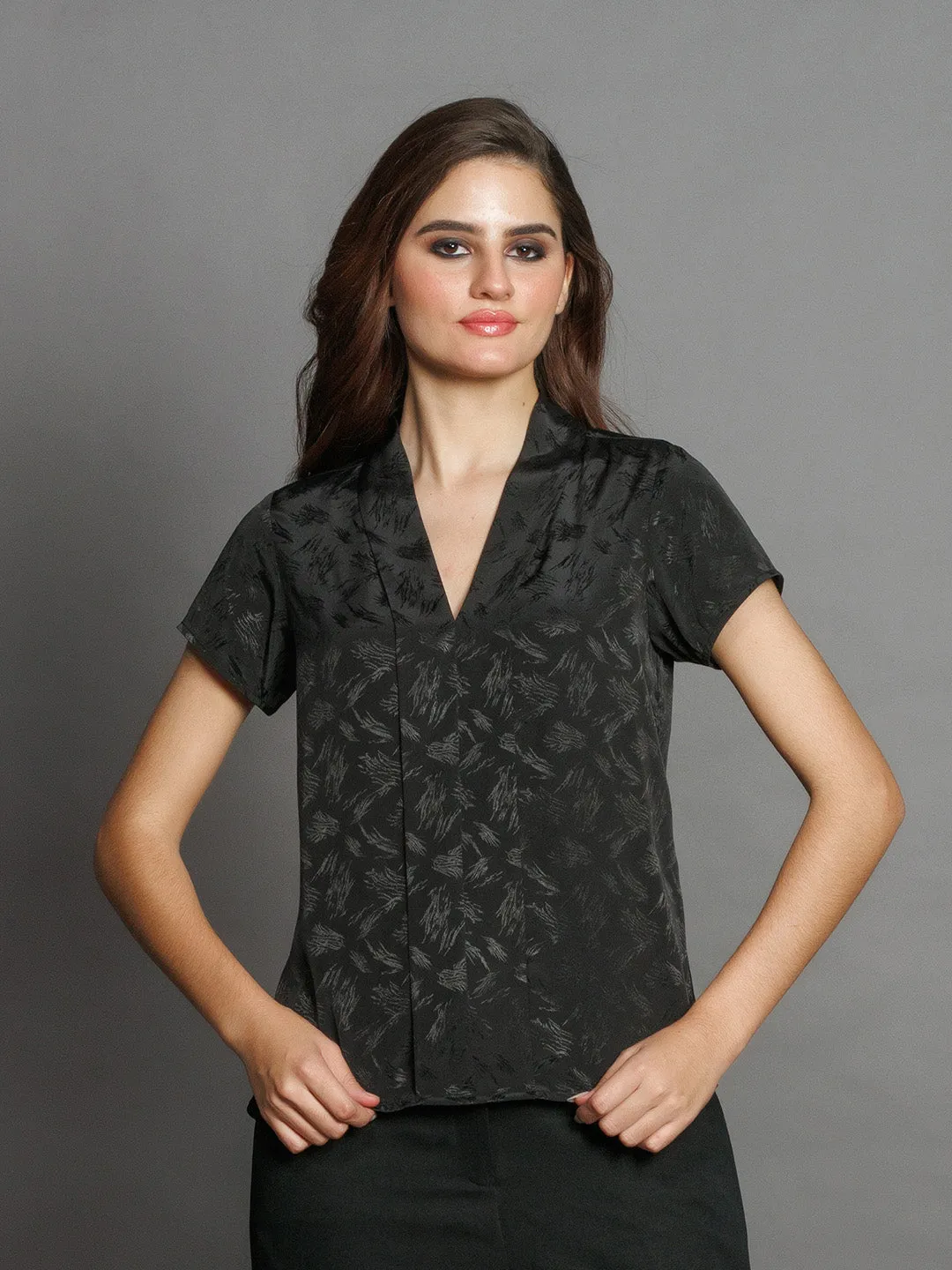 Black Solid Straight Top