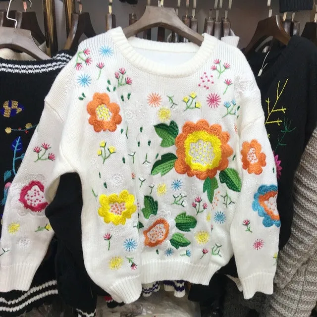Boho Winter Sweater for Women Black Retro Vintage Runway Flowers Embroidery Sweater Warm Loose Knitted Jumper Womens Sweaters