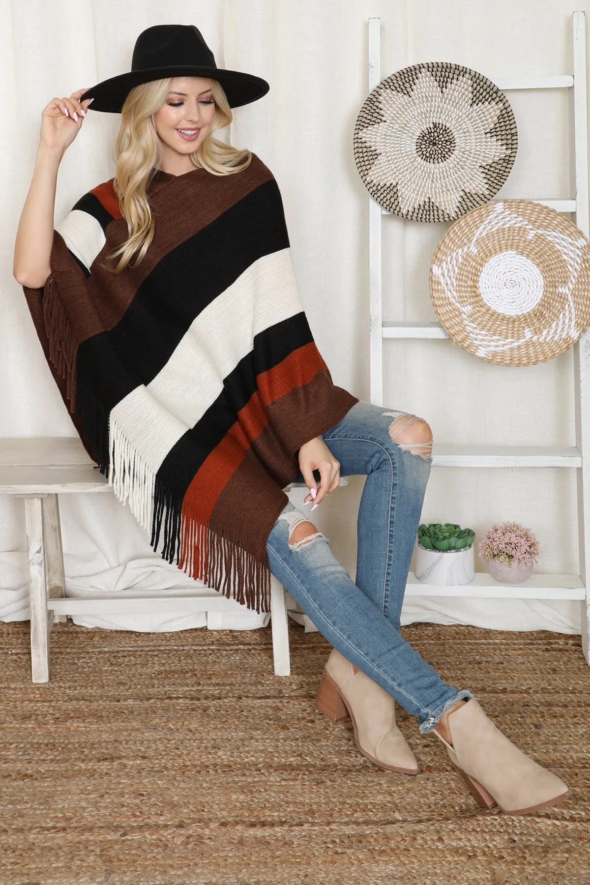 Color Block Fringe Poncho – Cozy &amp; Stylish - HDF2099