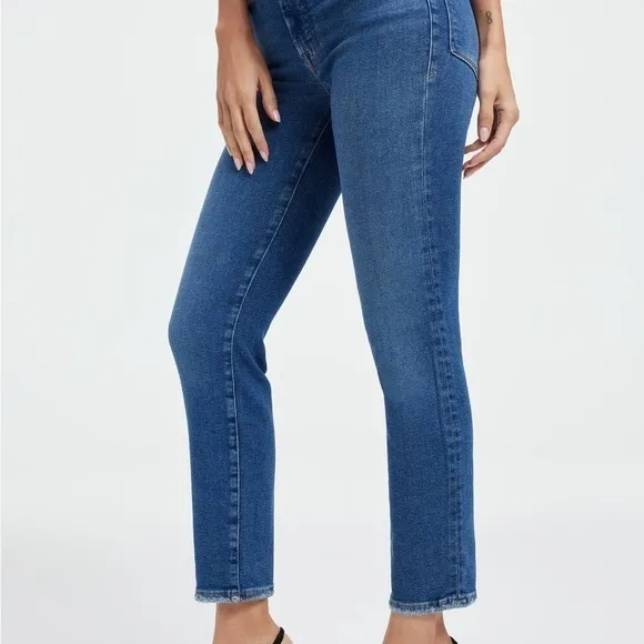 Good American Good Classic Slim Straight Jeans Size 0/25. NWT