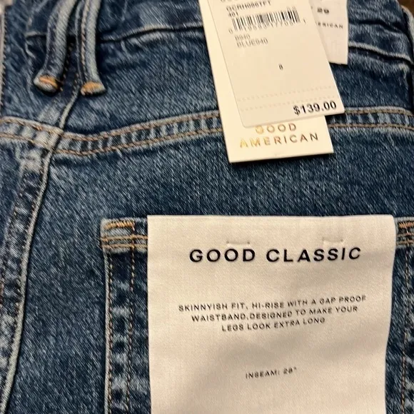 Good American Good Classic Slim Straight Jeans Size 0/25. NWT