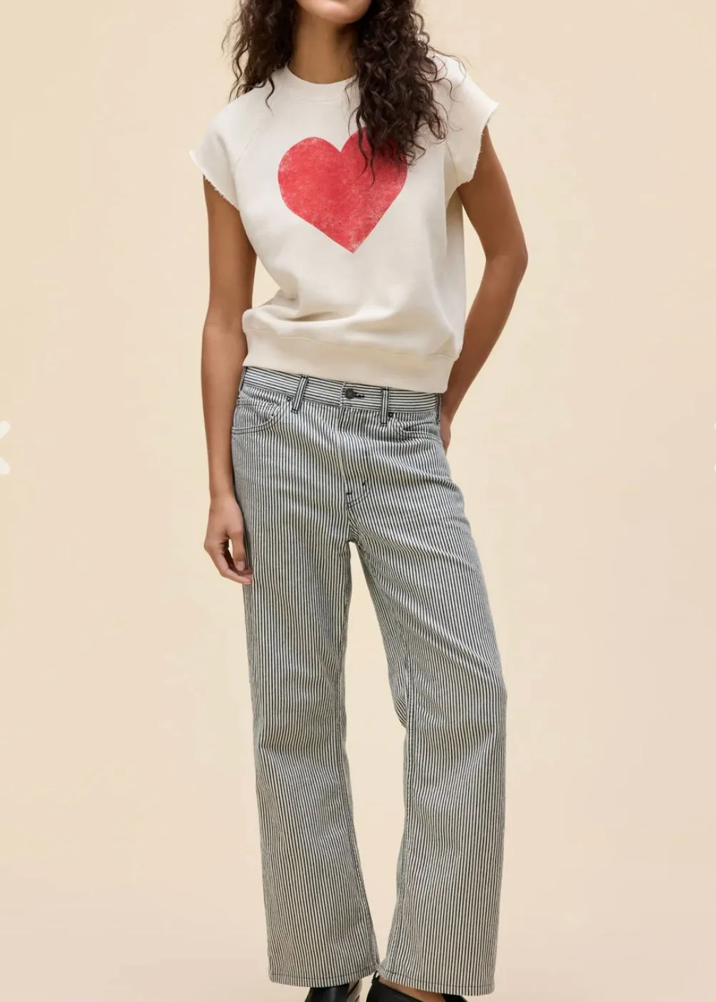 Heart Cutoff Sweatshirt