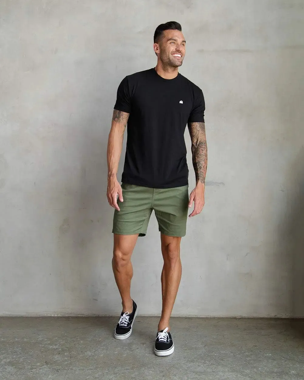 INTO THE AM Mens T Shirt with Logo - Short Sleeve Crew Neck Soft Fitted Tees S - 4XL Fresh Classic Basic Tshirts Large Black