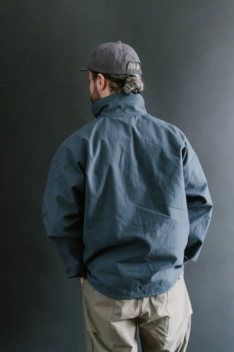 JM8508 - Back Nep Himo Stand Neck - 101 Classic Navy