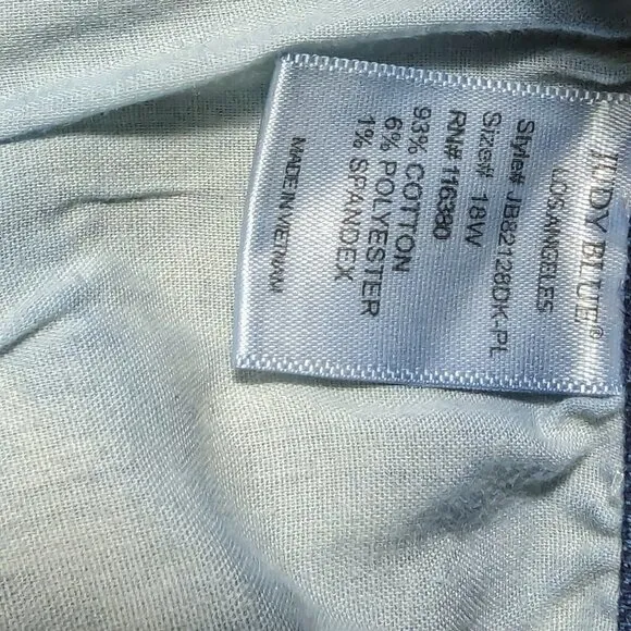 Judy Blue Slim Fit Women's Jeans Size 18 W Color Blue