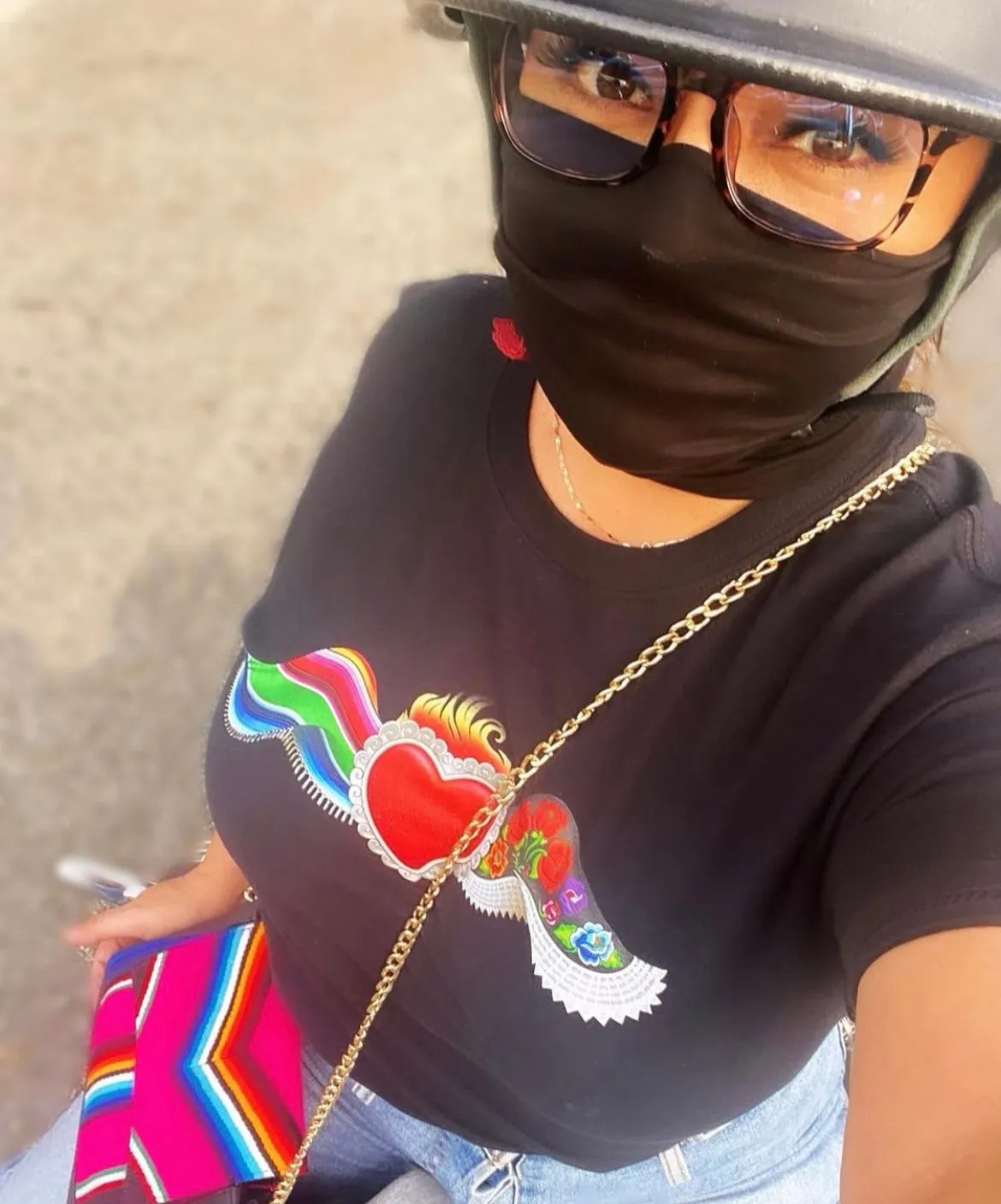 Juntas mas Poderosa Tee