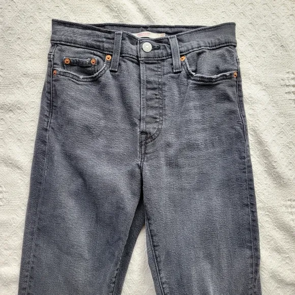 Levi's Distressed Wedgie Straight Leg Casual Everyday Coastal Denim Jean- Black