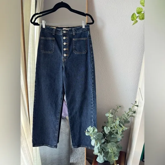 Levi's Ribcage Patch Pocket Jeans