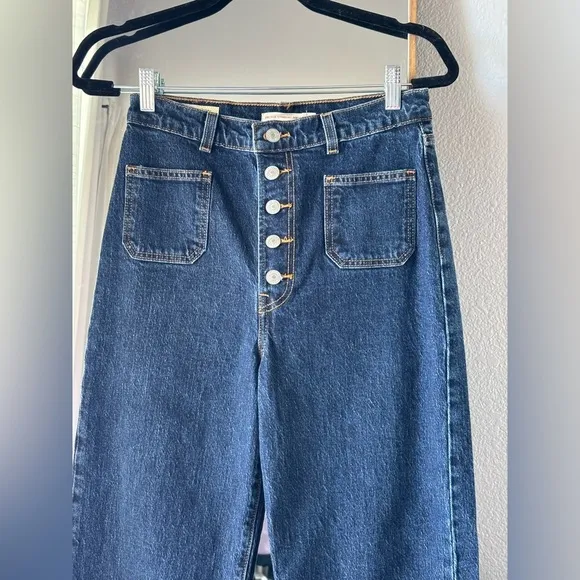 Levi's Ribcage Patch Pocket Jeans