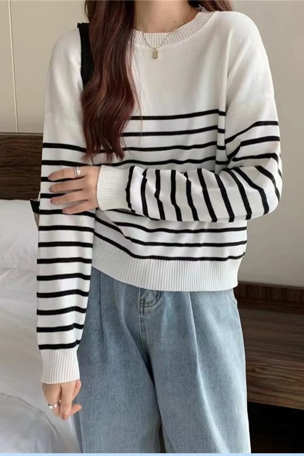 Long Sleeve O-Neck Striped Knitted Sweater