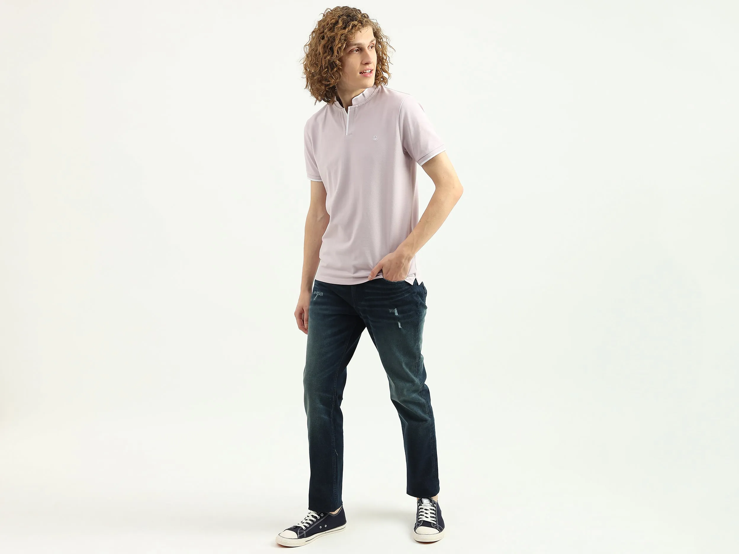 Men Solid Slim Straight Jeans