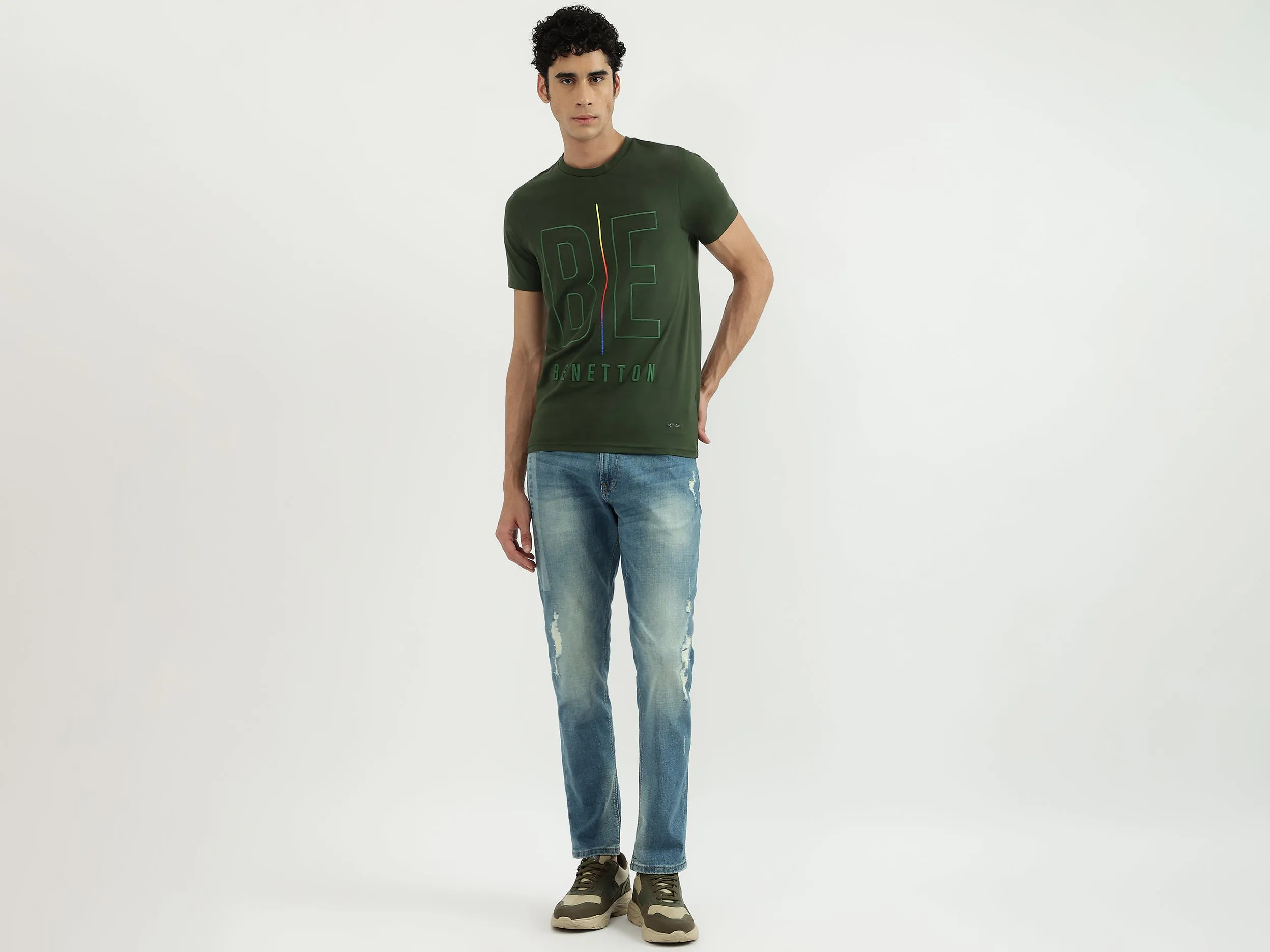 Men Solid Slim Tapered Fit Jeans