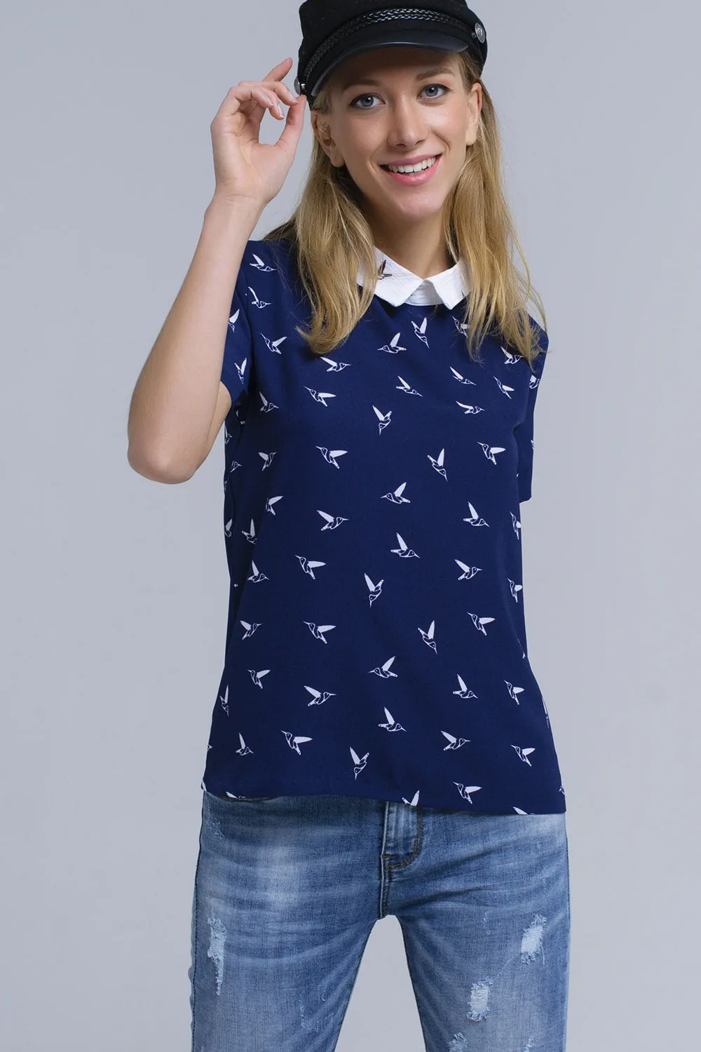 Navy shirt with printed birds