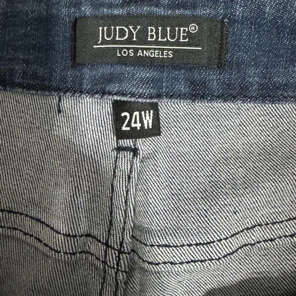 NWT Judy Blue High Waist Contrast Wash Tummy Control Skinny Jeans Size 24W