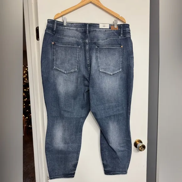 NWT Judy Blue High Waist Contrast Wash Tummy Control Skinny Jeans Size 24W