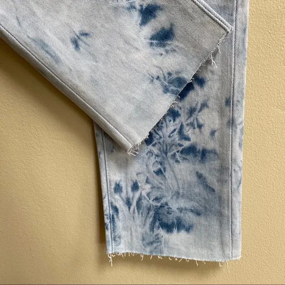 PAIGE Tie Dye Hoxton Slim Crop Raw Hem Jeans