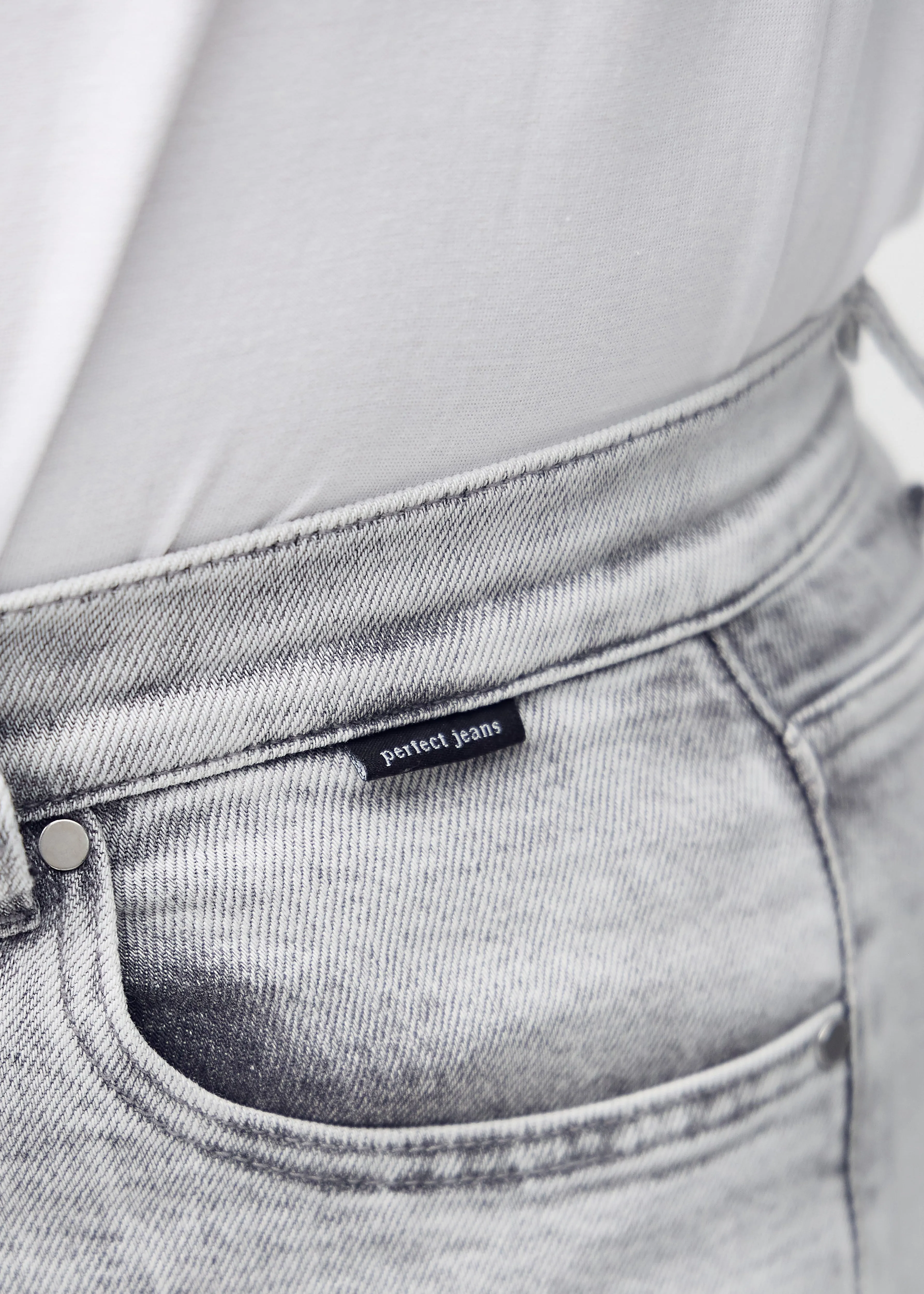 Perfect Jeans - Regular - Ashes™