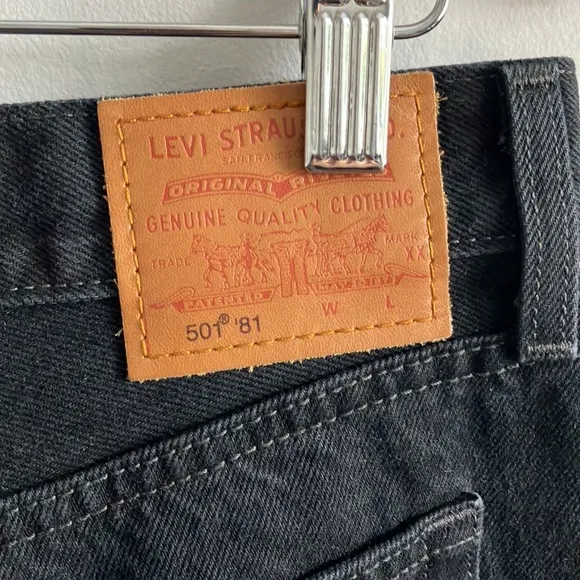 Premium Levi’s 501 black tapered leg slim jeans New button fly