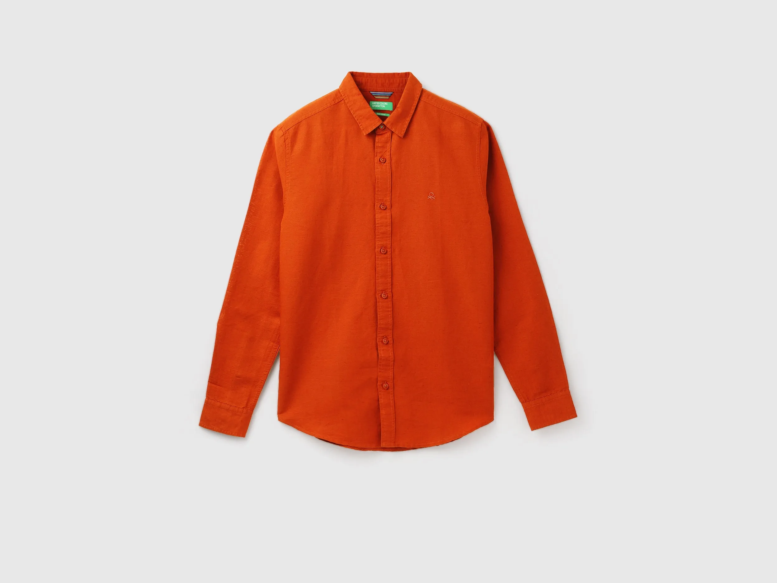 Slim Spread Collar Solid Shirts