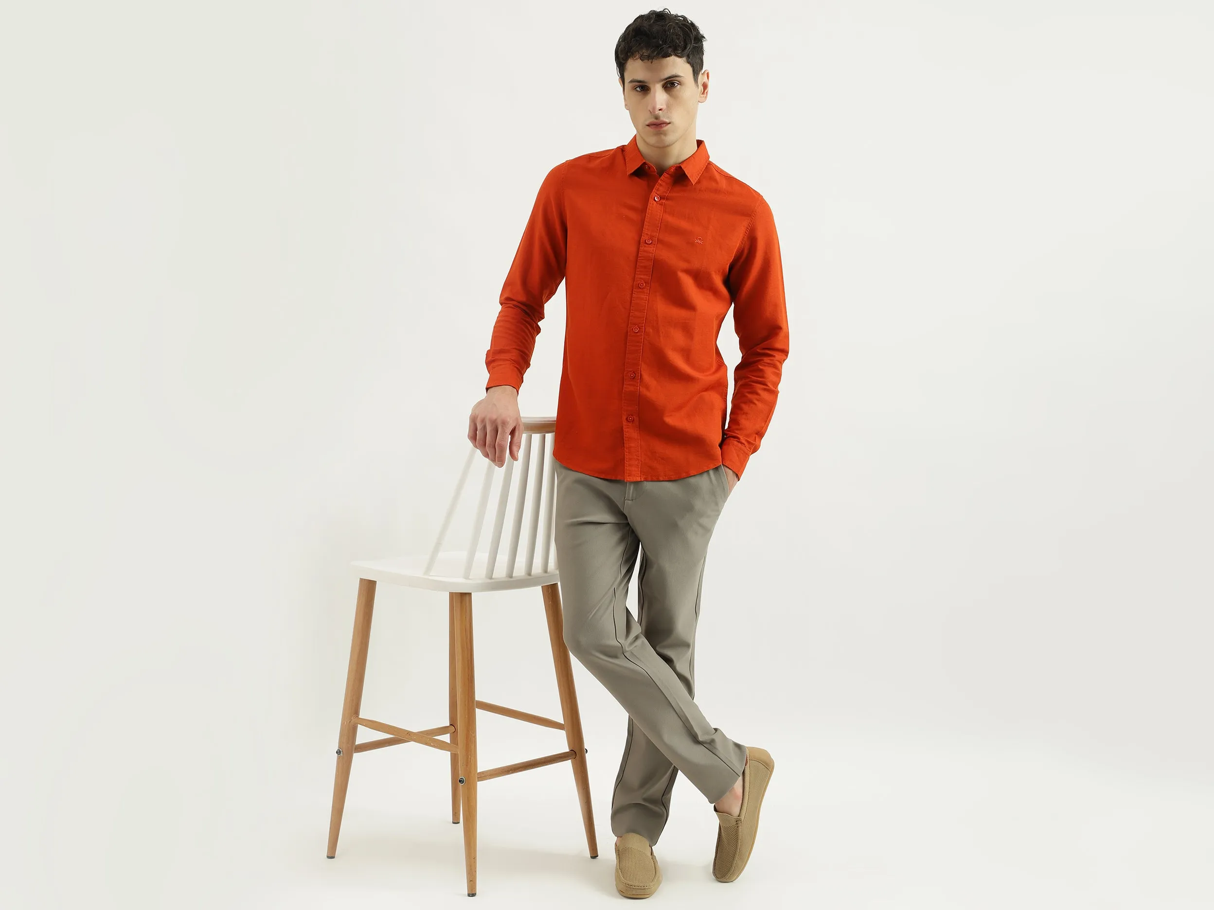 Slim Spread Collar Solid Shirts