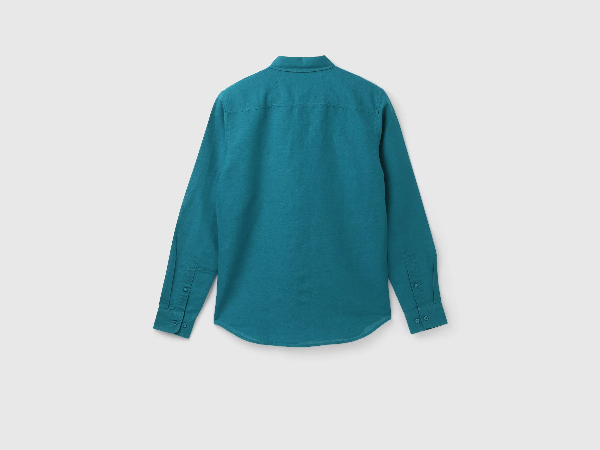Slim Spread Collar Solid Shirts