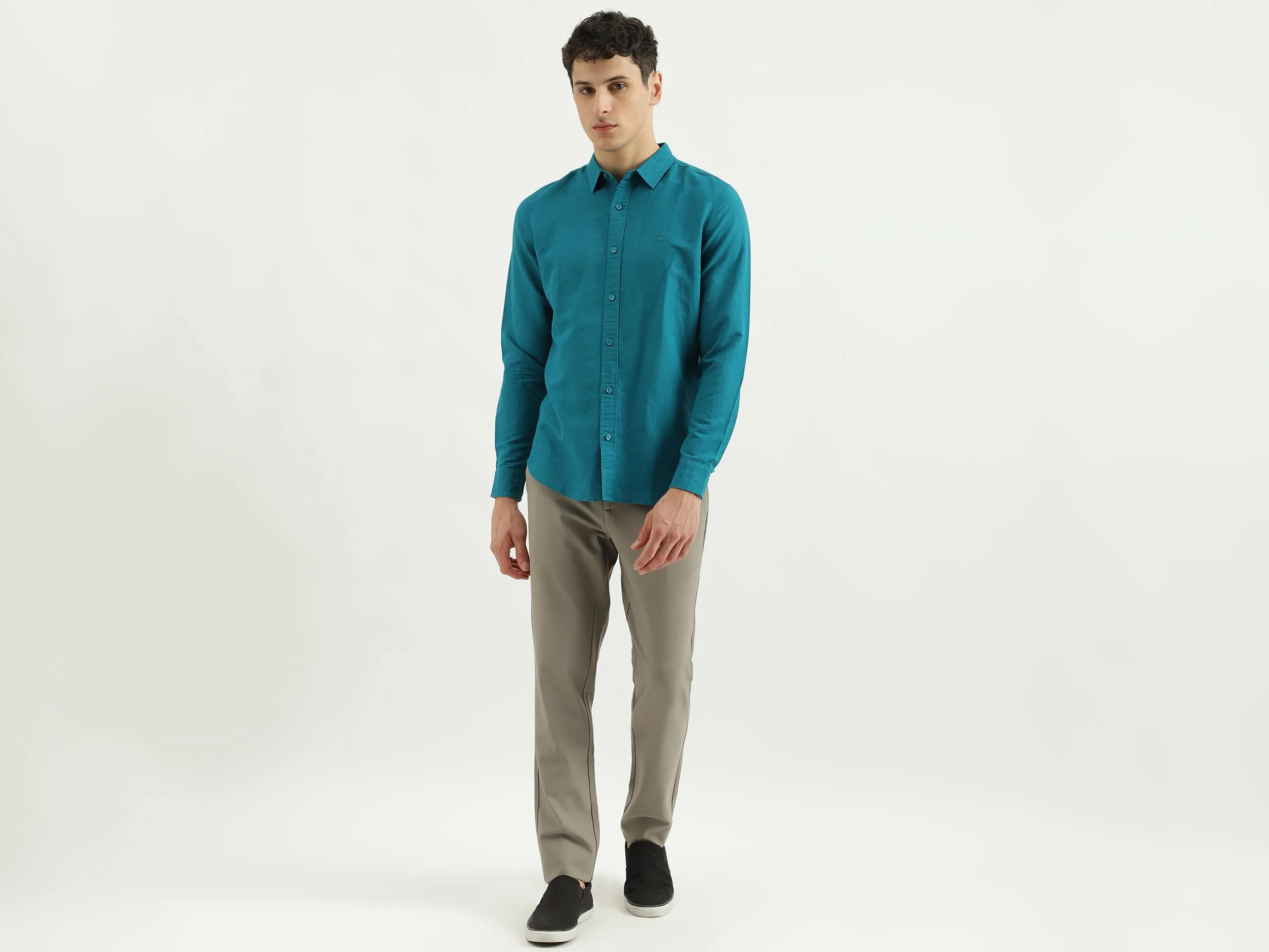 Slim Spread Collar Solid Shirts