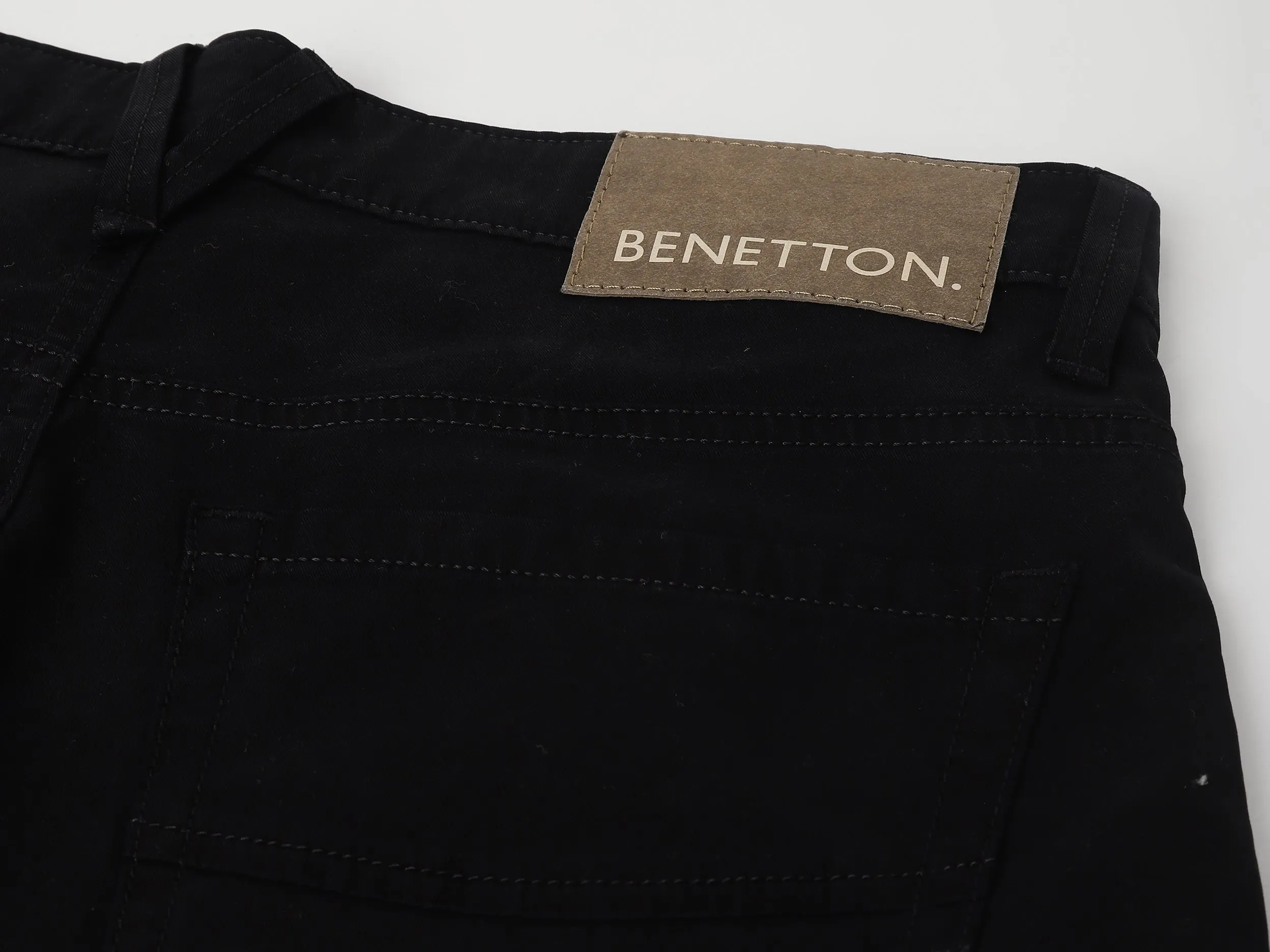 Solid Pattern Slim Fit Jeans