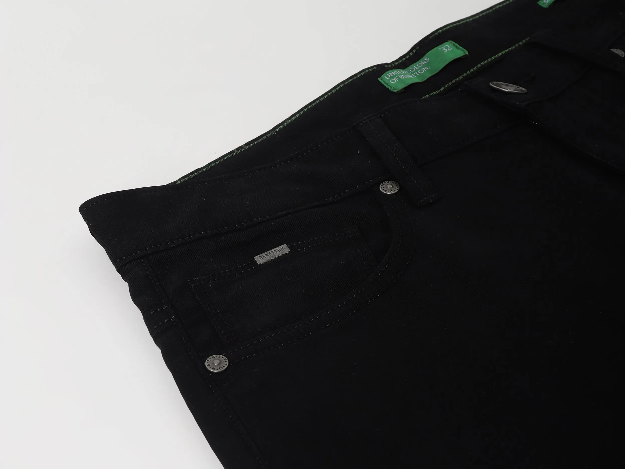 Solid Pattern Slim Fit Jeans