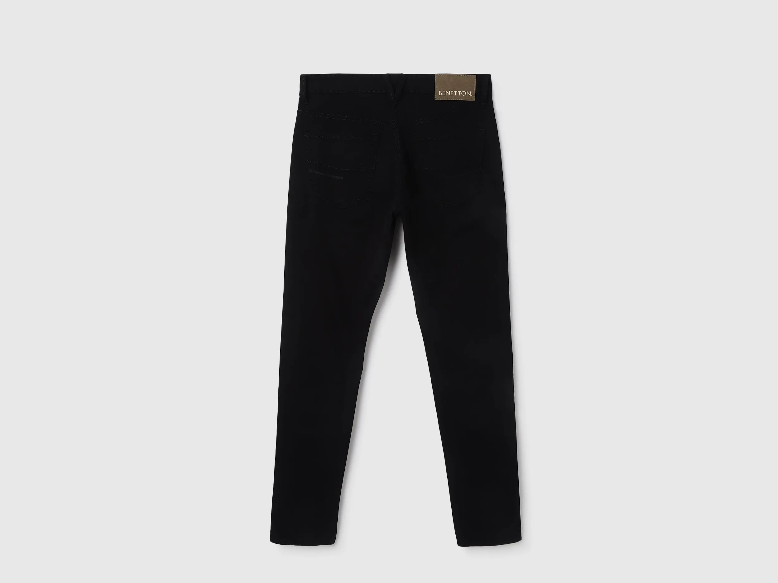 Solid Pattern Slim Fit Jeans