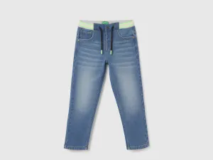 Solid Regular Fit Jeans