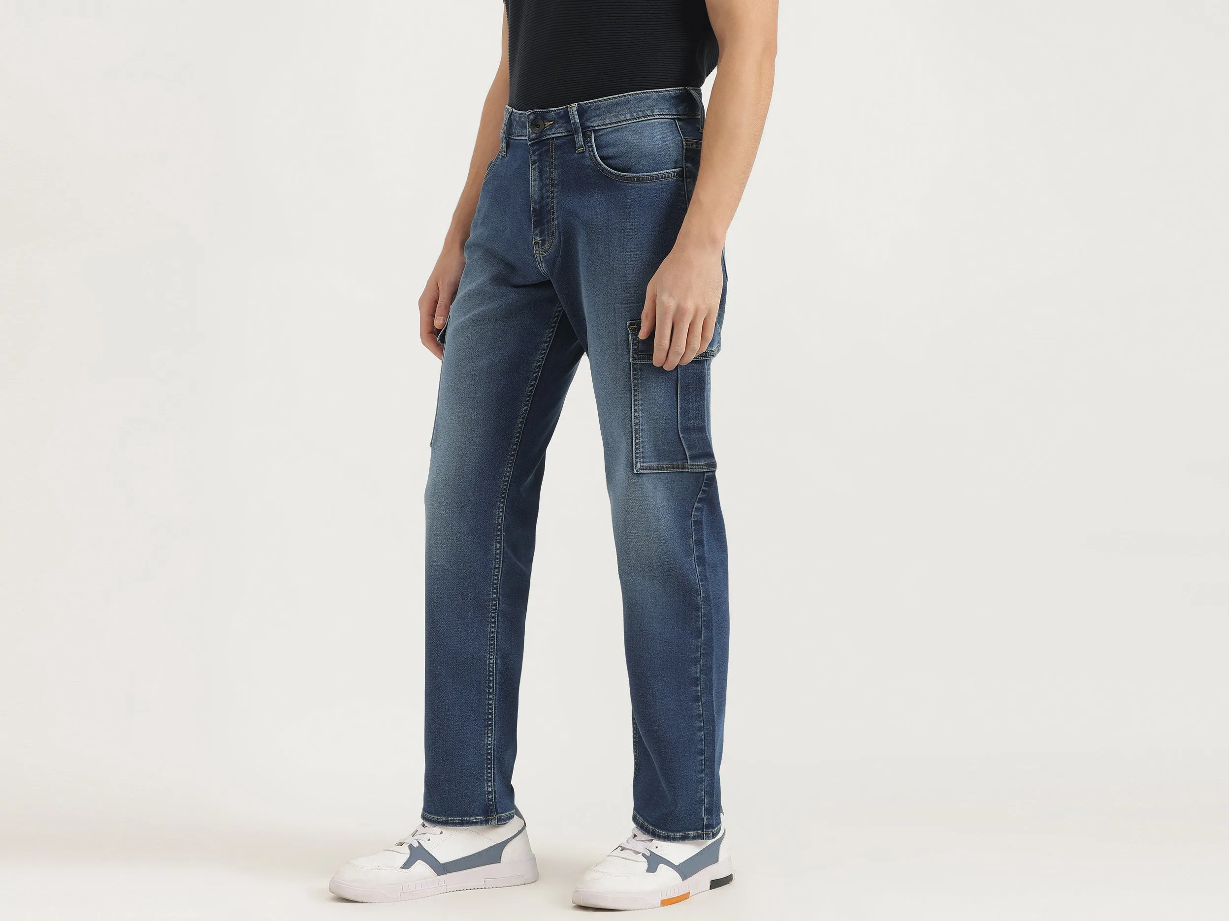 Solid Relaxed Fit Jeans