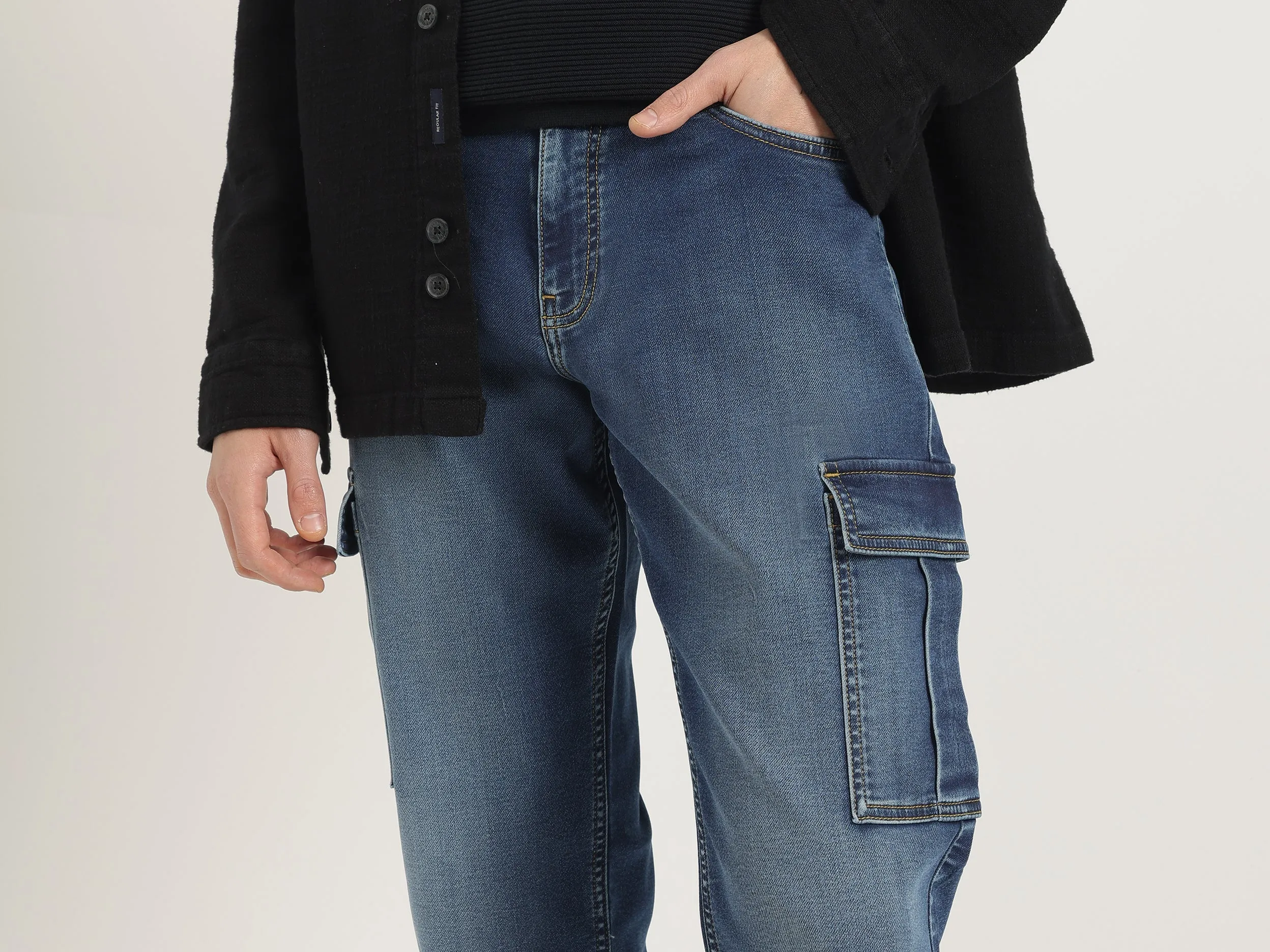 Solid Relaxed Fit Jeans