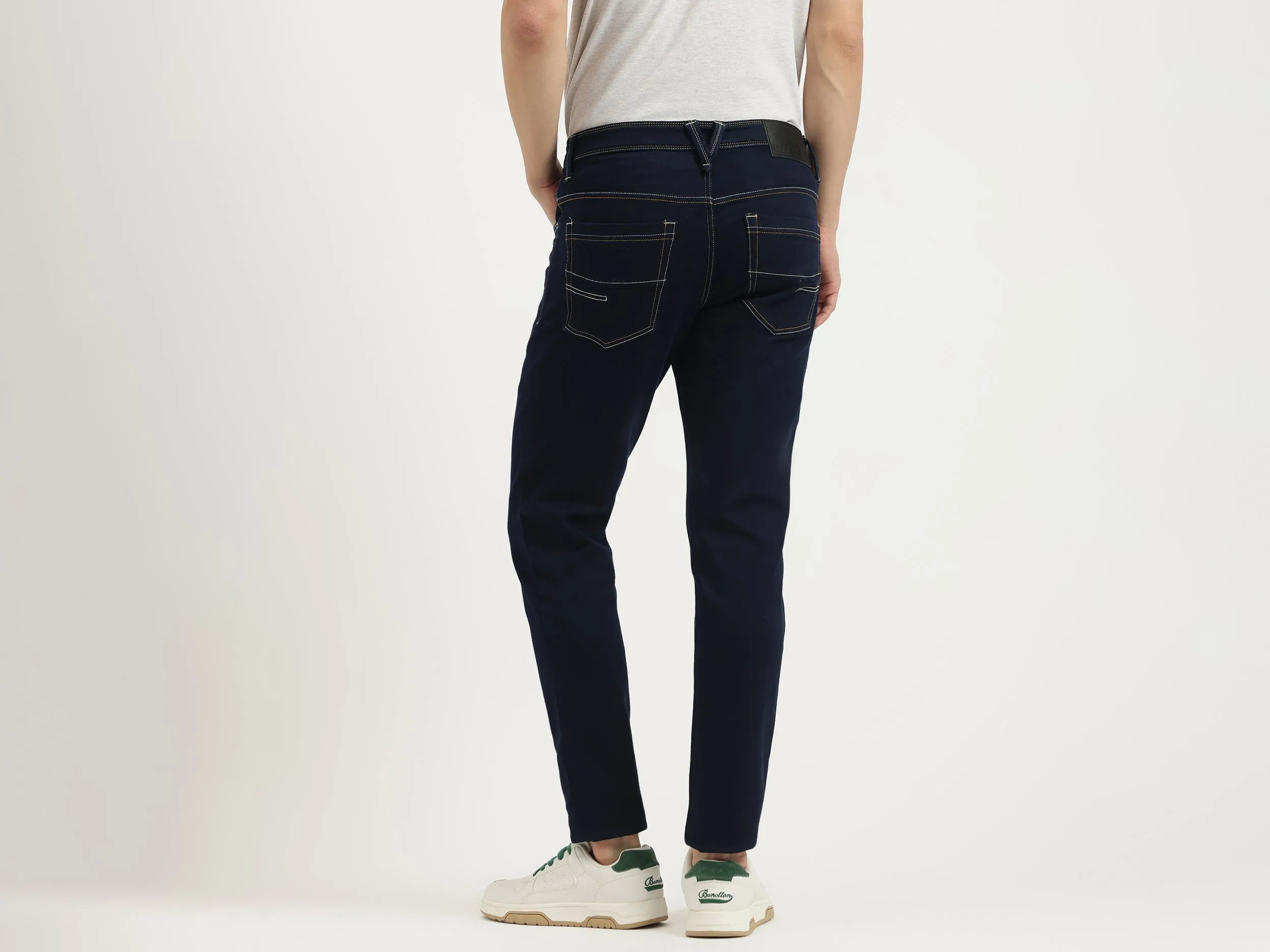 Solid Slim Fit Jeans