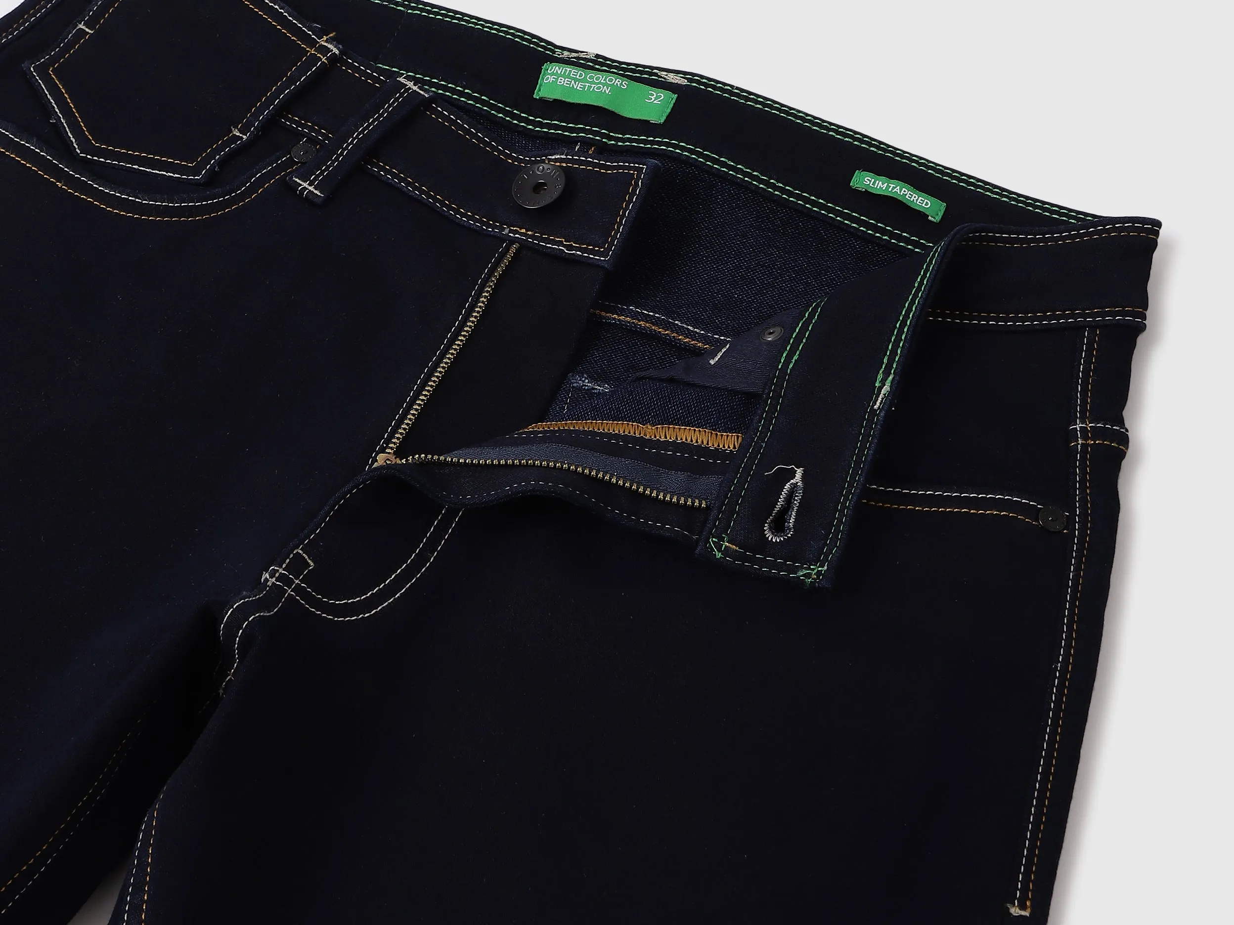Solid Slim Fit Jeans