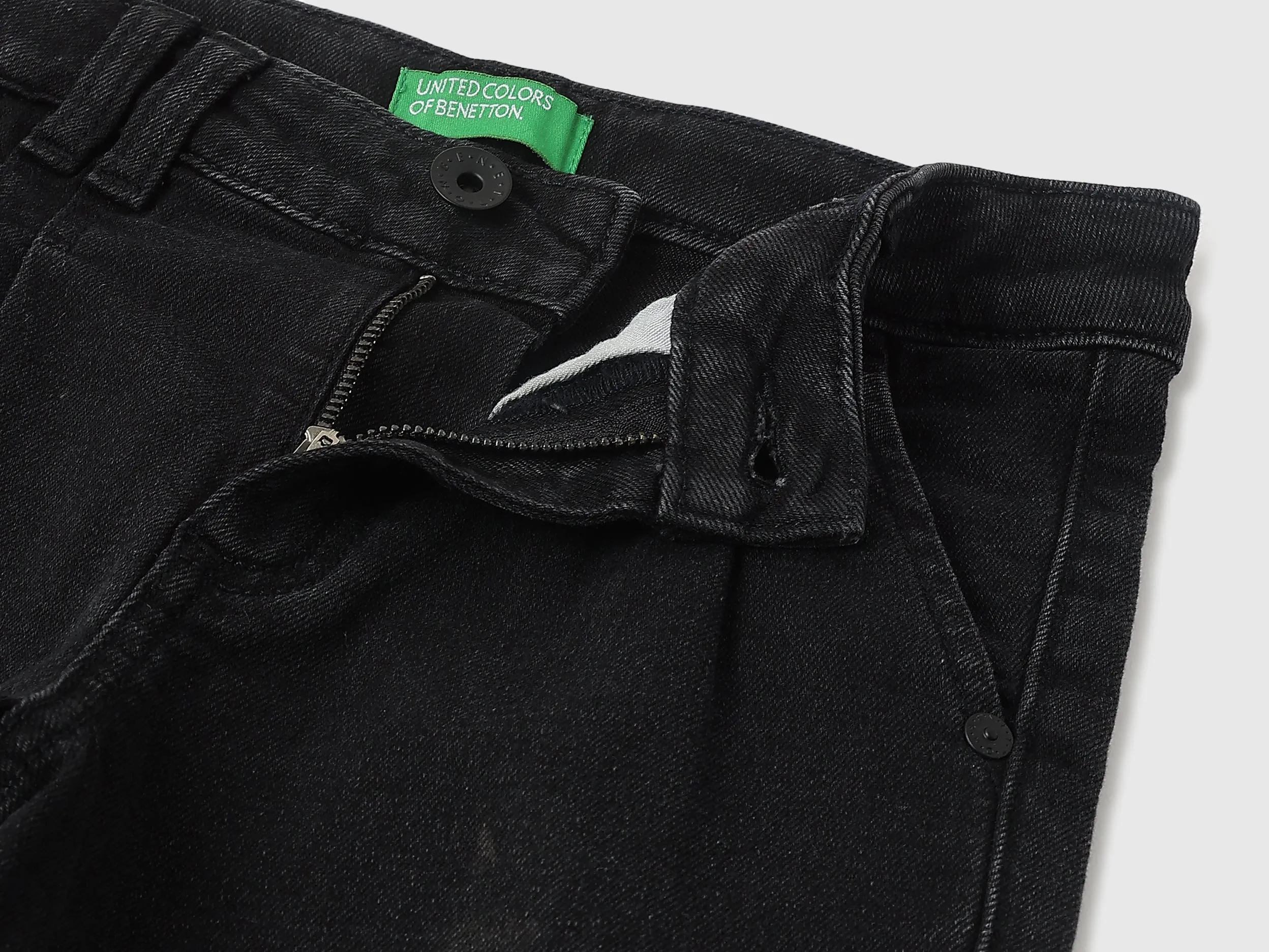 Solid Straight Fit Jeans