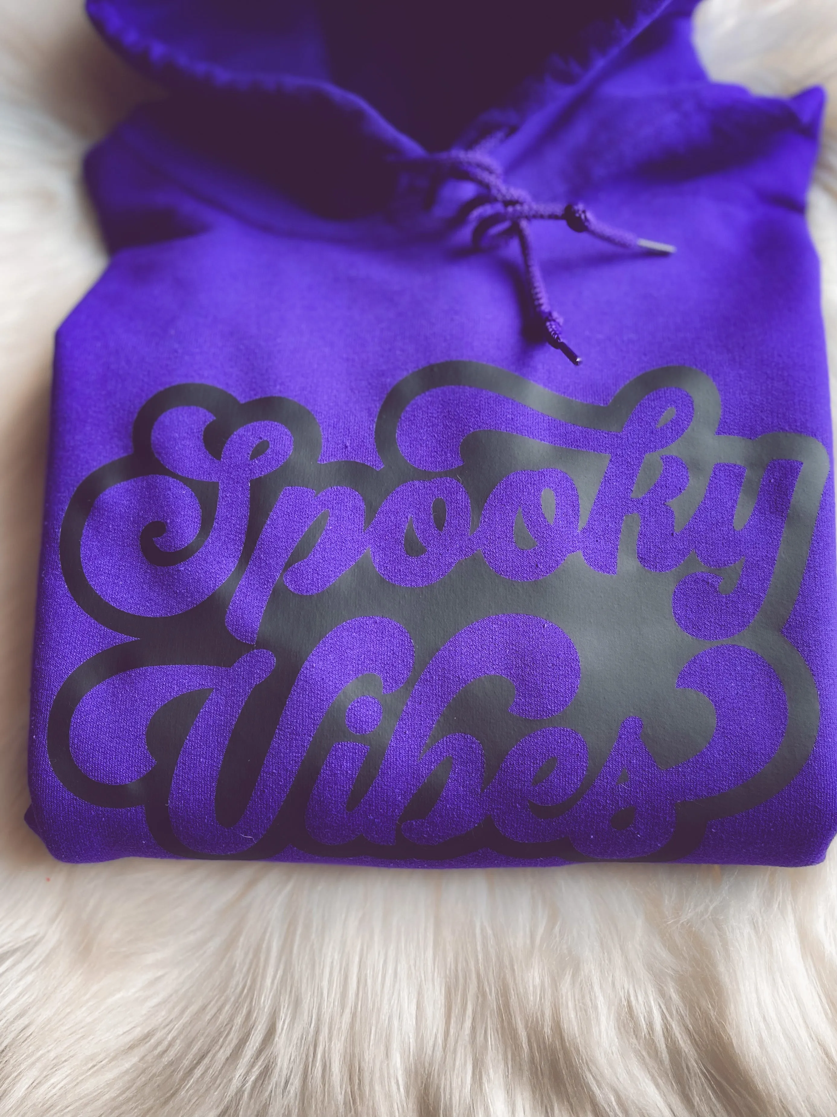 Spooky Vibes (HOODIE)