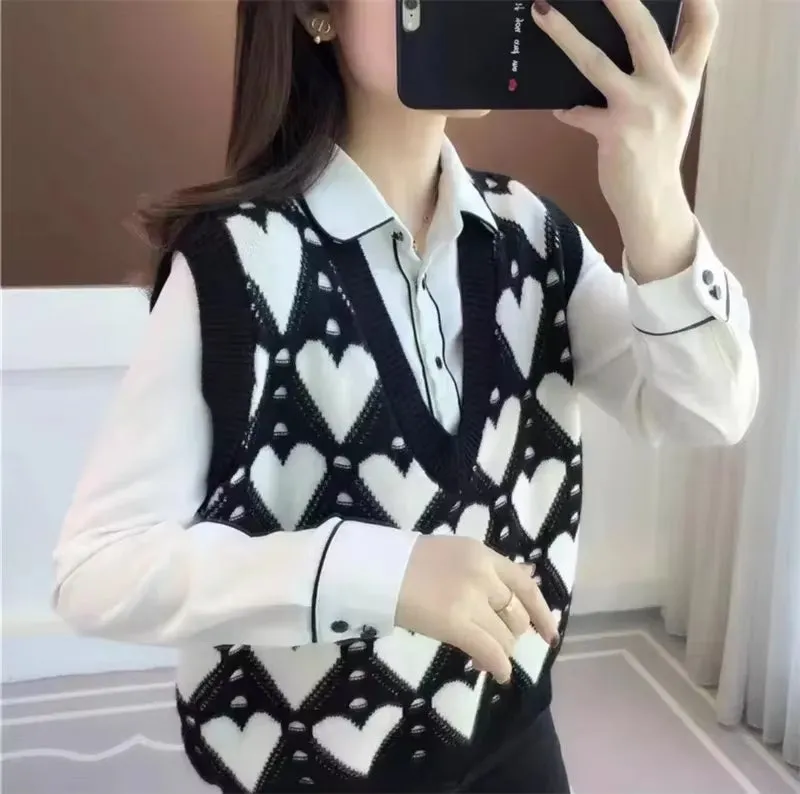 V-Neck Hearts Pattern Knitted Vest Sweater