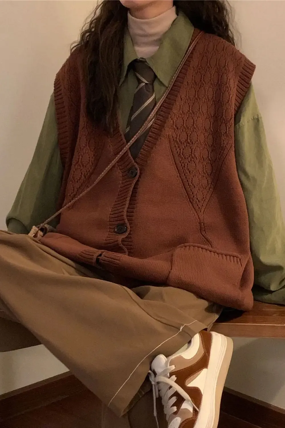 V-Neck Retro Style Sleeveless Vest Sweater