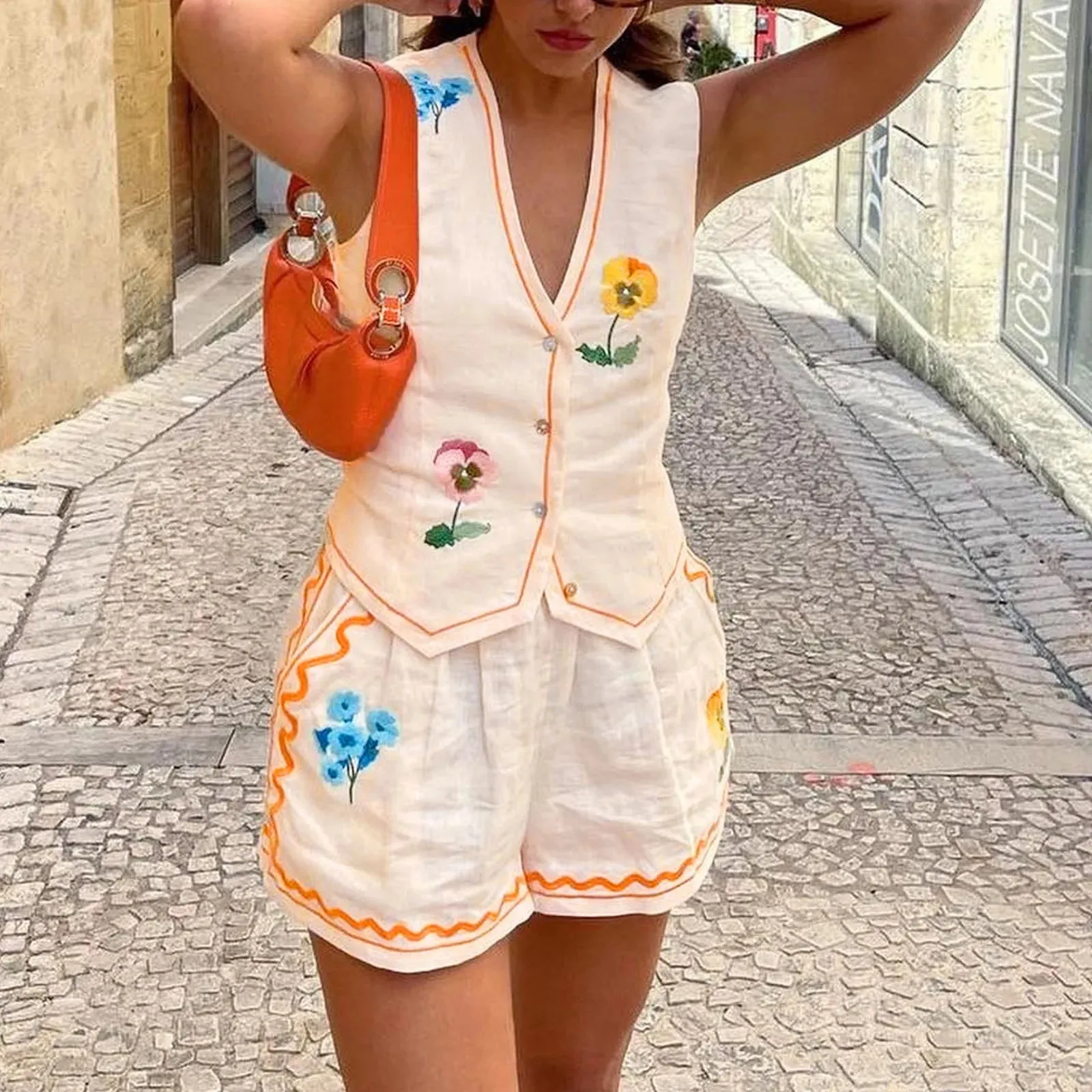 Vintage 2025 Summer Short Sets Floral Embroidery Woman 2 Piece Outfits V Neck Sleeveless Buttons Vest Top   Short Pants Suit