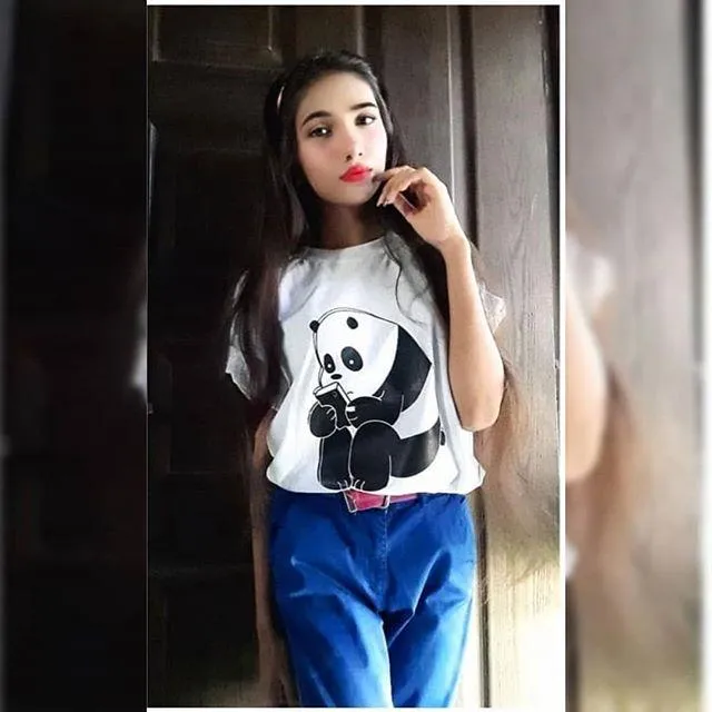 White Reading Panda Cotton Printed T-shirt For Womens