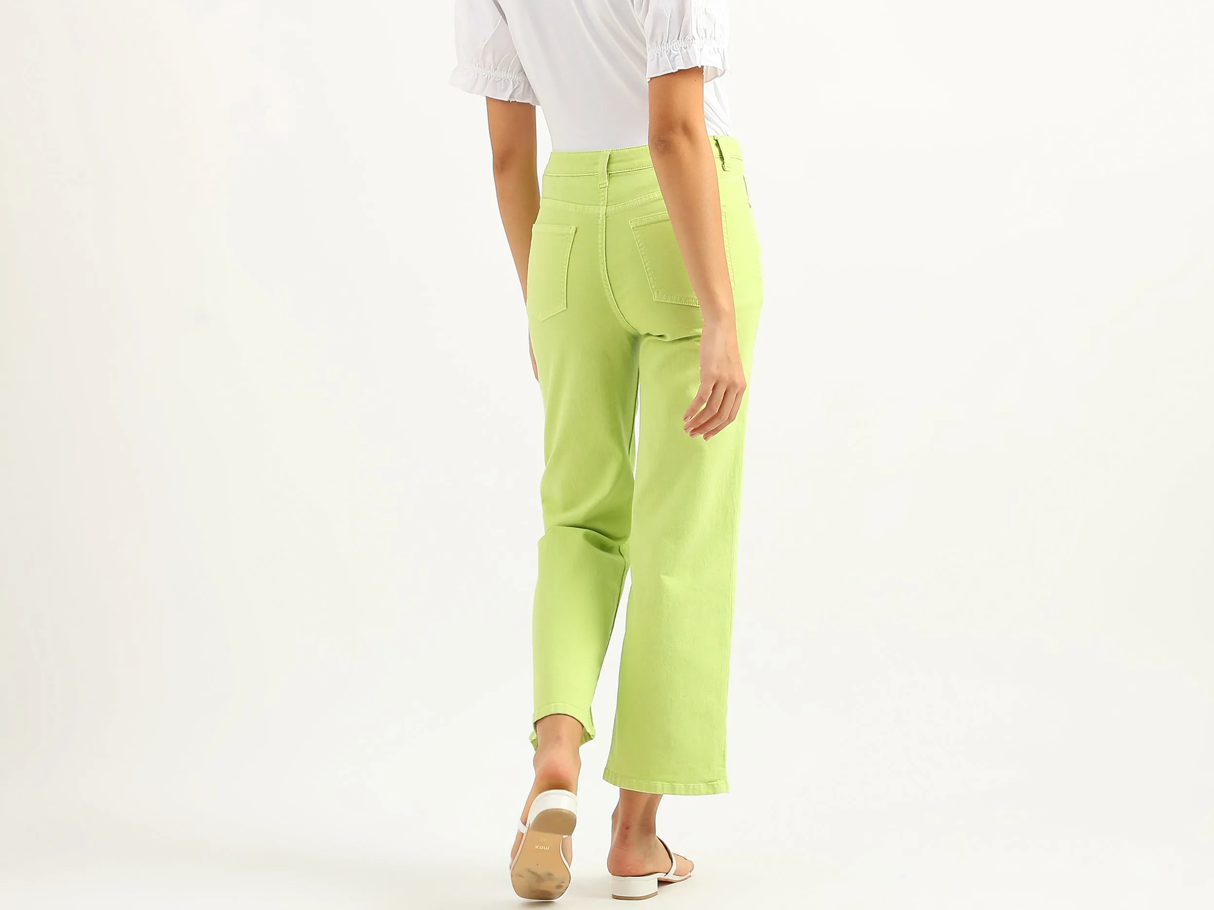 Women Solid Flared Fit Jeans