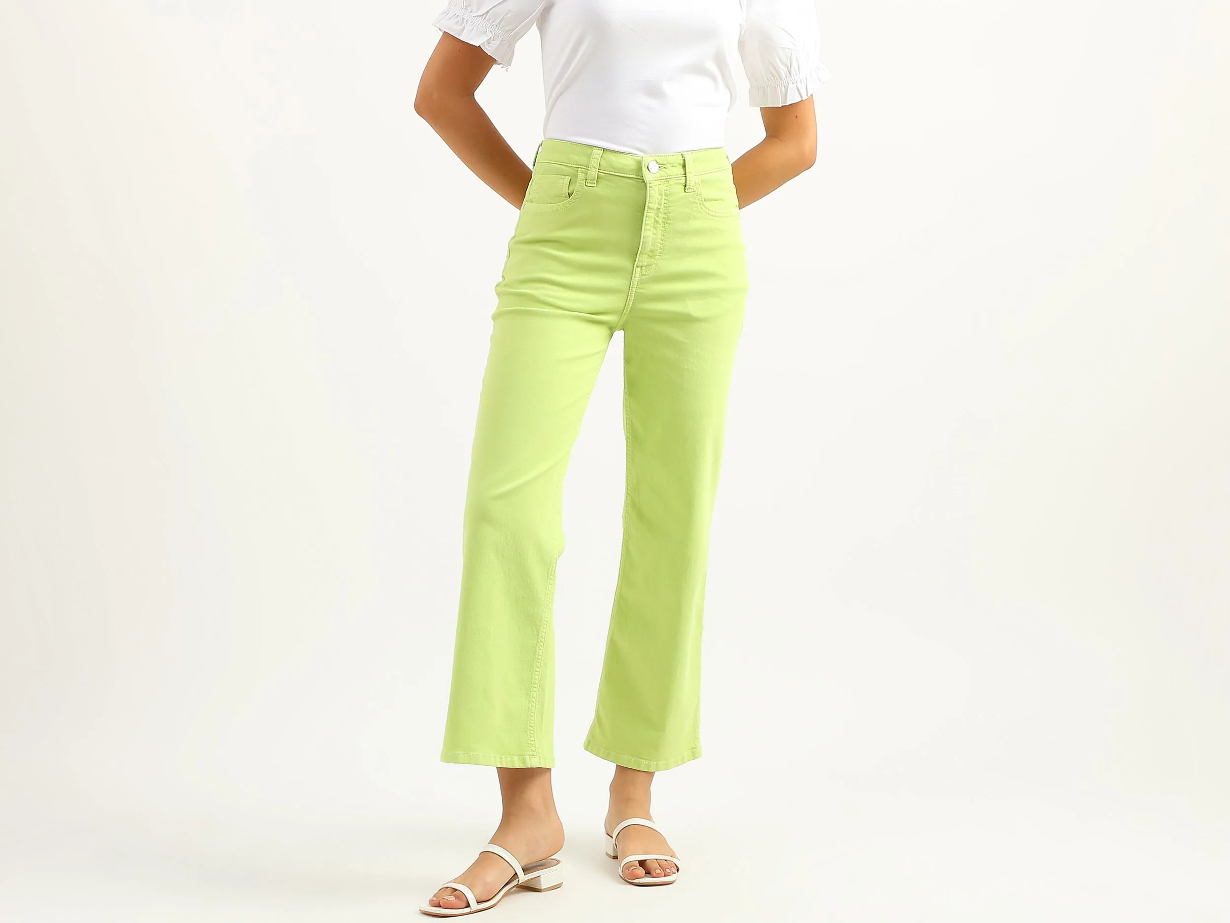 Women Solid Flared Fit Jeans